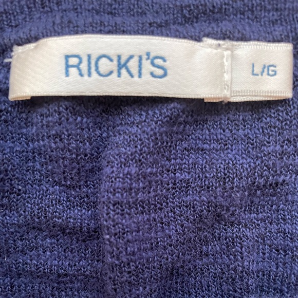 Ricki’s Sweater Blouse - Picture 3 of 3